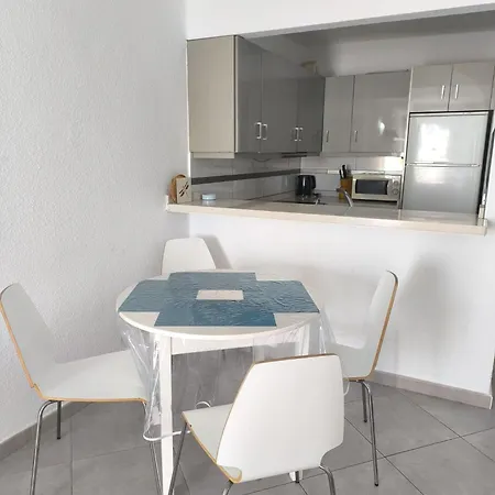 Club Atlantis Apartment *
